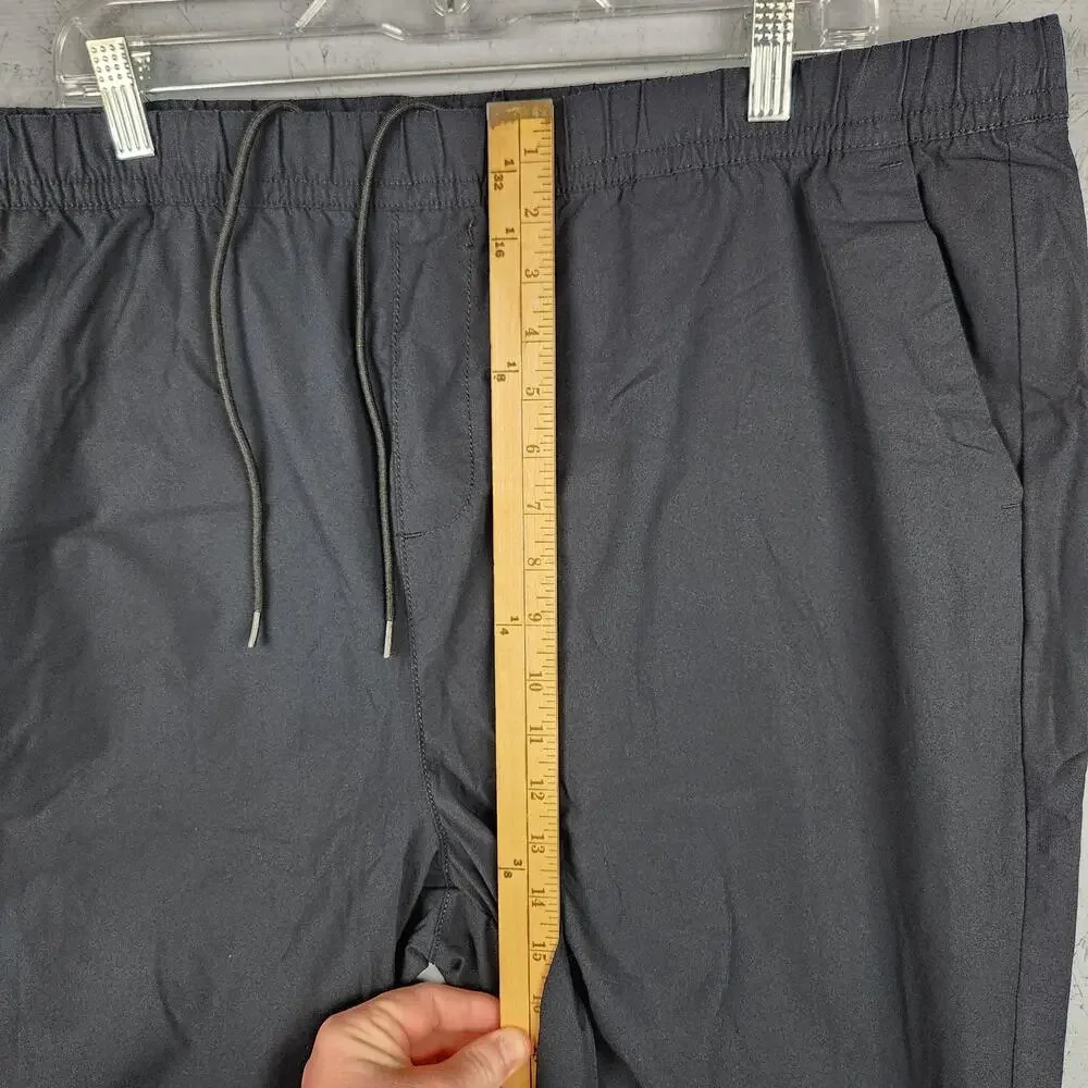 Banana Republic brand banana